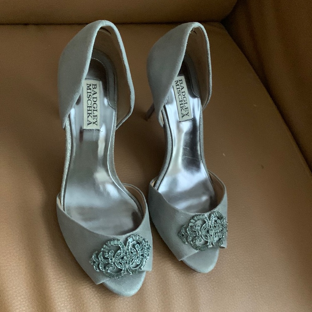 Badgley Mischka Pewter Giana II D'Orsay Pump